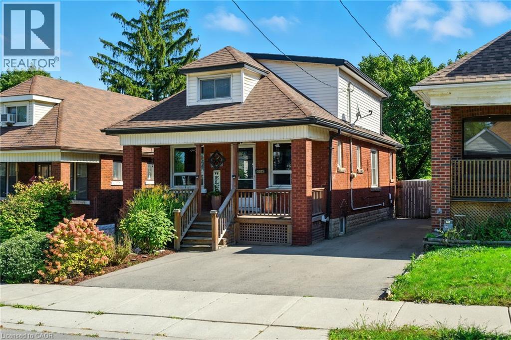 313 Graham Ave S, Hamilton, ON L8K 2M7
