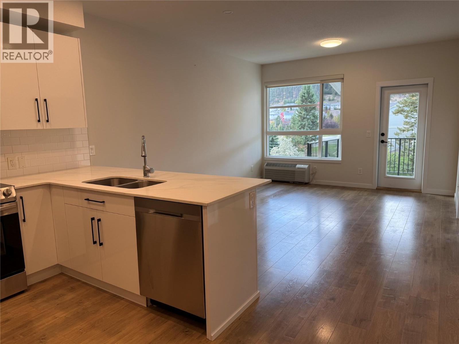 1880 Hugh Allan Drive Unit 410, Kamloops, BC V1S 0E8