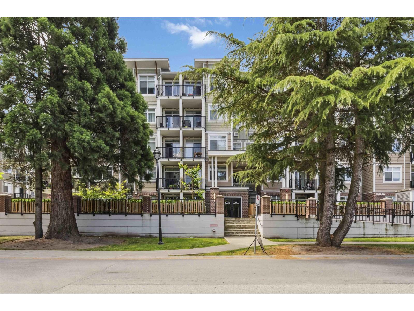 20686 Eastleigh Crescent Unit 419, Langley, BC V3A 0M4