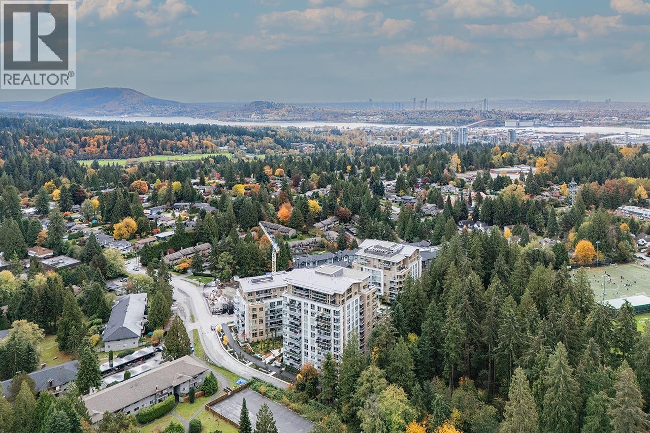 2375 Emery Court Unit 104, Vancouver, BC V7J 0E8