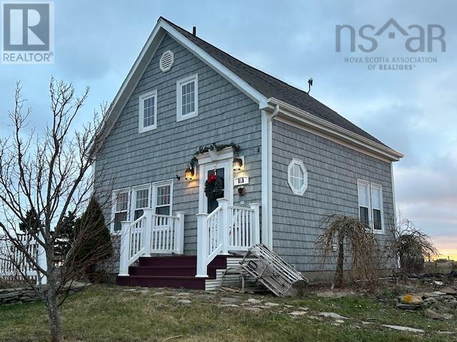 19 Cove Rd, West Arichat, NS B0E 3J0