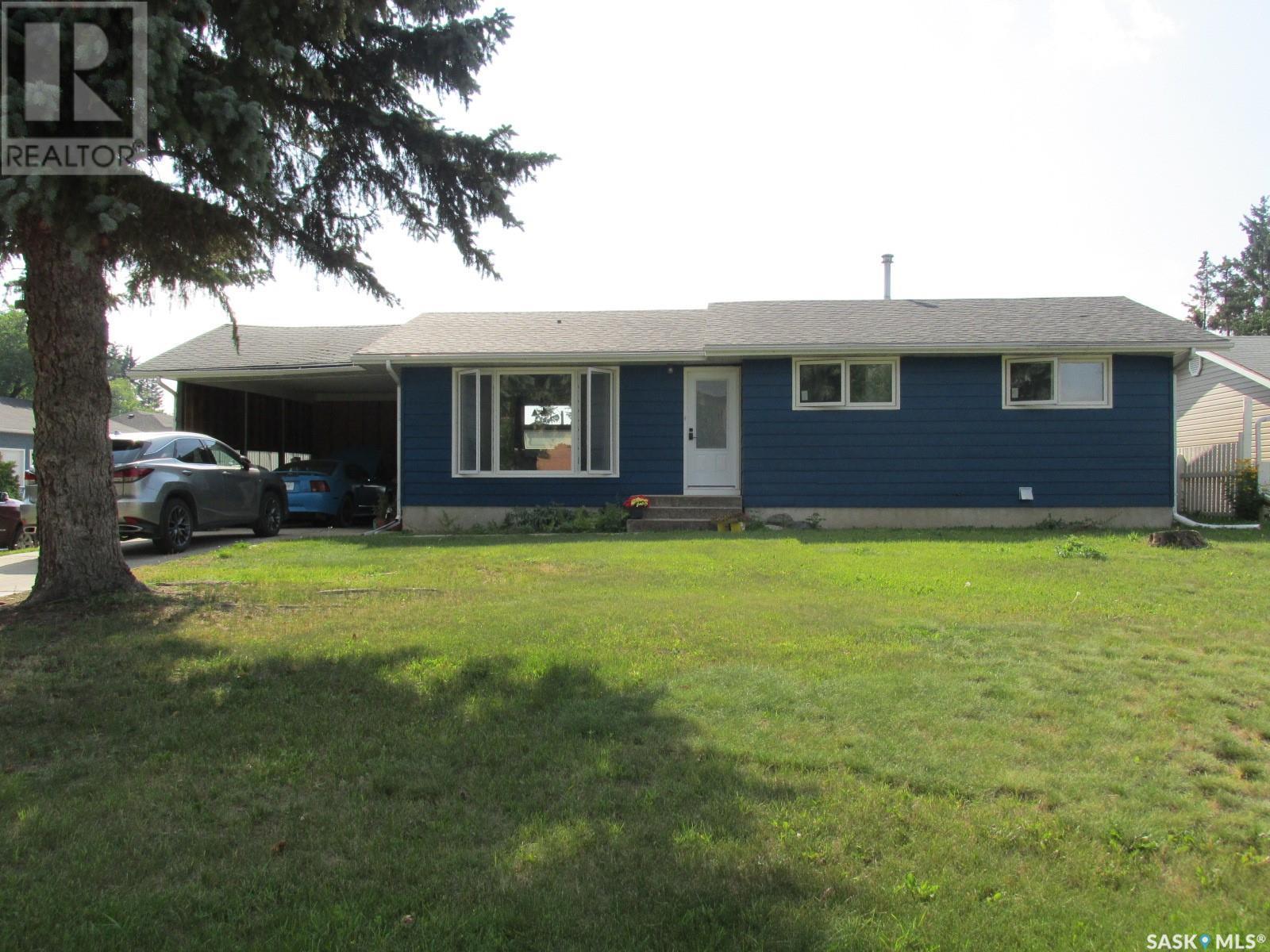 506 6 Street East, Nipawin, SK S0E 1E0