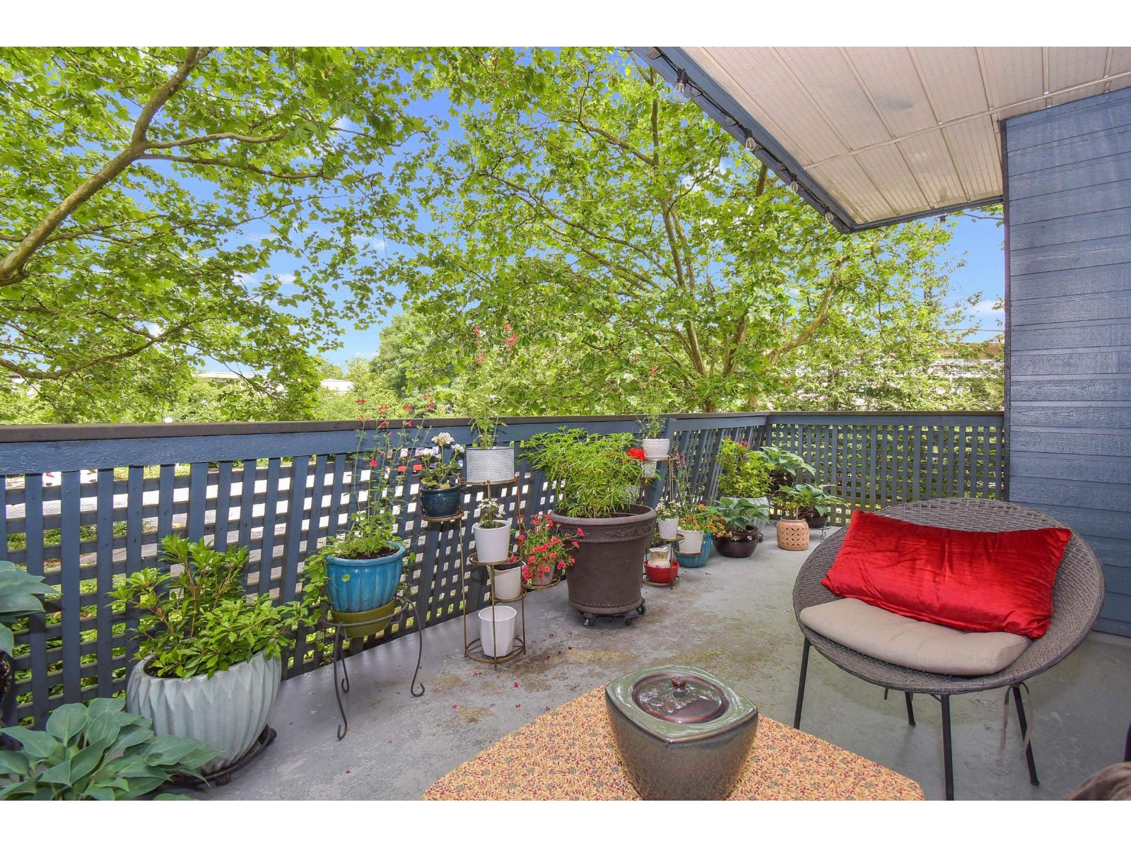 5906 176a Street Unit 101, Surrey, BC V3S 4H7
