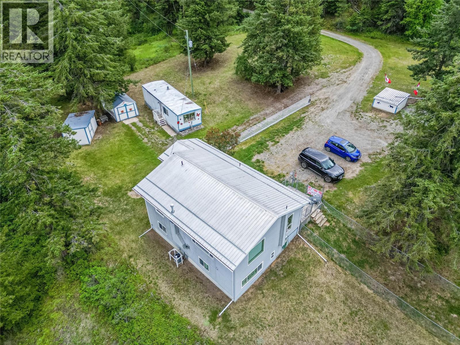 2801 Duck Range Rd, Pritchard, BC V0E 2P0