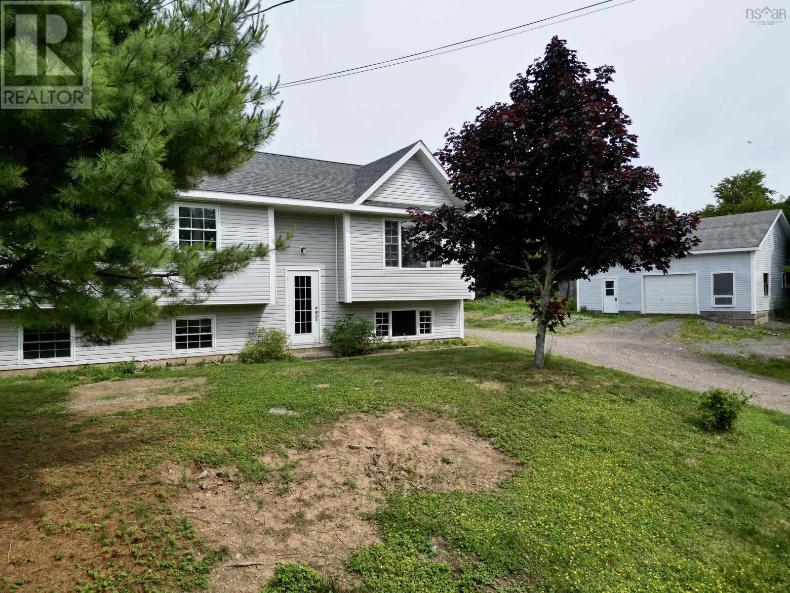 805 Grandique Rd, Arichat, NS B0E 1A0