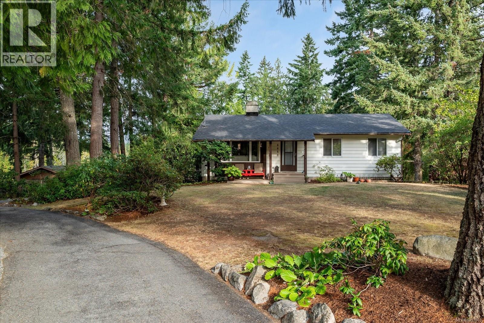 6650 Green Acres Way, Nanaimo, BC V9T 5R9