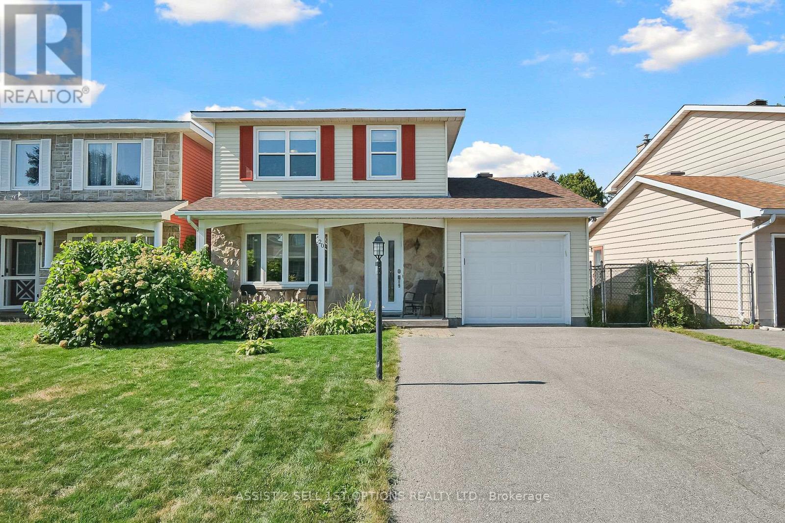 20 Colfax St, Ottawa, ON K2G 0W5