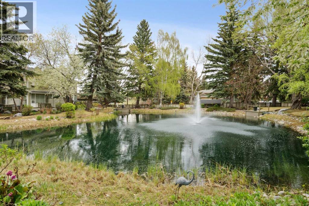 3437 42 Street Nw Unit 129, Calgary, AB T3A 2M7