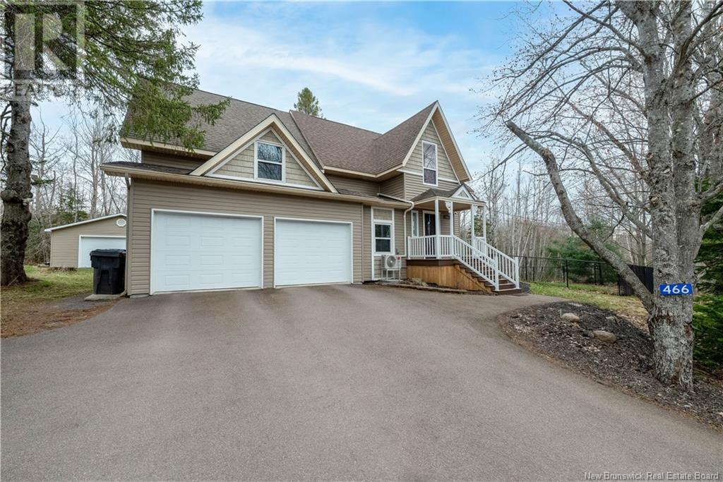 466 Dover Rd, Dieppe, NB E1A 7L6