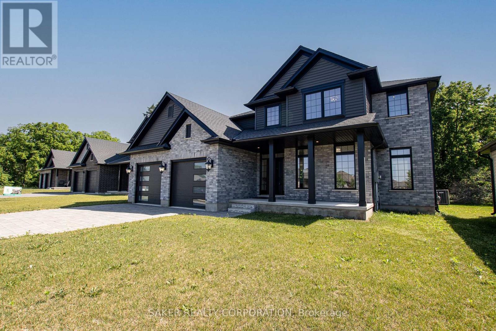 2205 Lockwood Cres, Strathroy-Caradoc, ON N0L 1W0