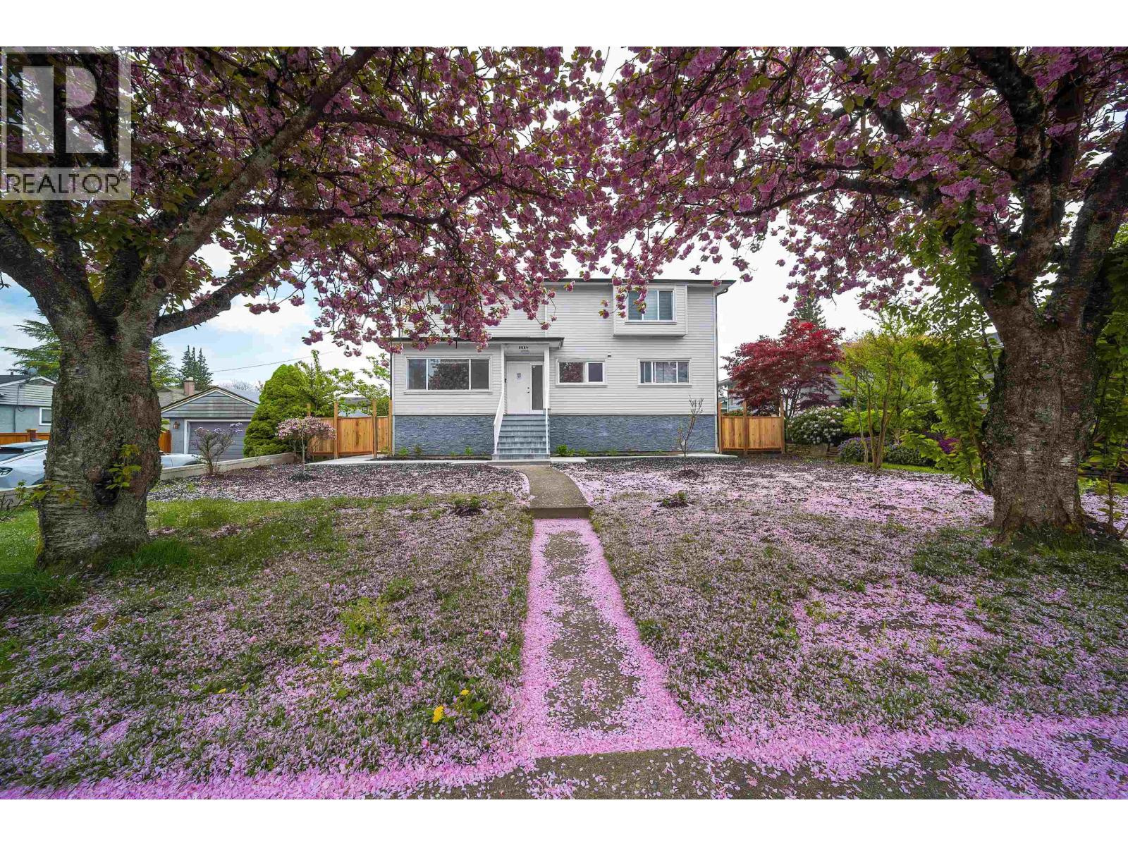 8684 12th Avenue, Burnaby, BC V3N 2L9