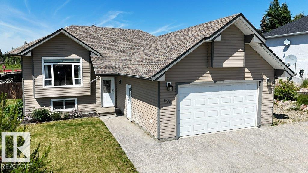 62 St Unit 916 #a, Edson, AB T7E 1Y6