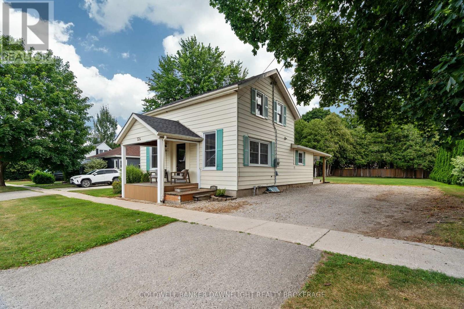 524 William St, South Huron, ON N0M 1S2
