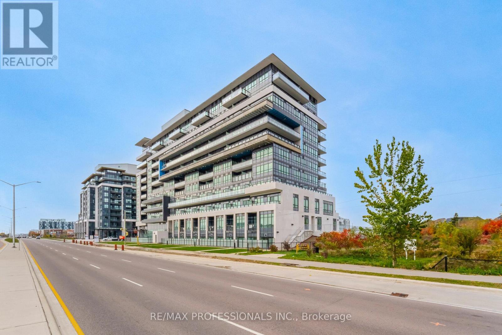 603 395 Dundas St W, Oakville Go Glenorchy, ON L6M 5R8