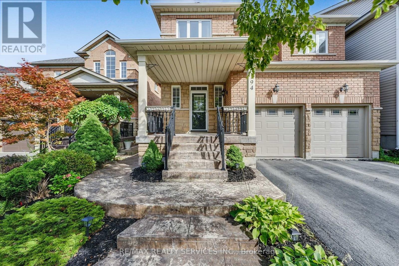 194 Cooke Cres, Milton, ON L9T 6E4