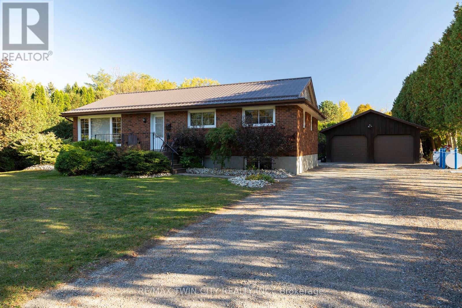 976 Mcdowell Rd E, Norfolk Green's Corners, ON N3Y 4J9