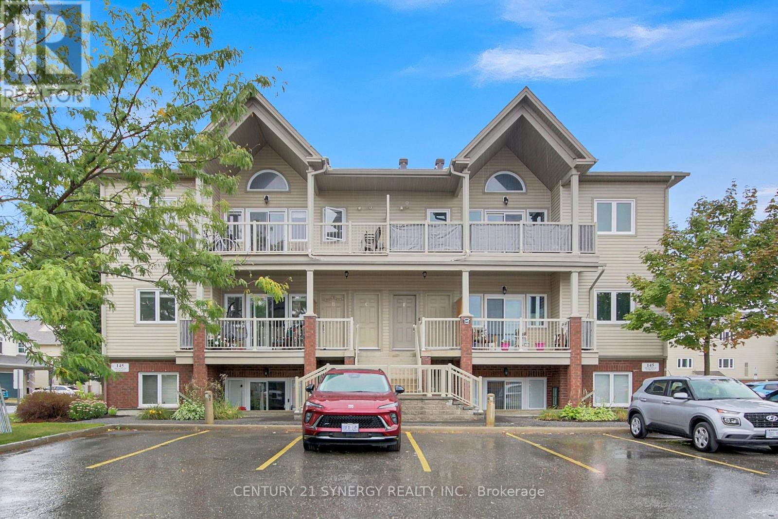 145 Oldfield St C St, Ottawa, ON K2G 7C7