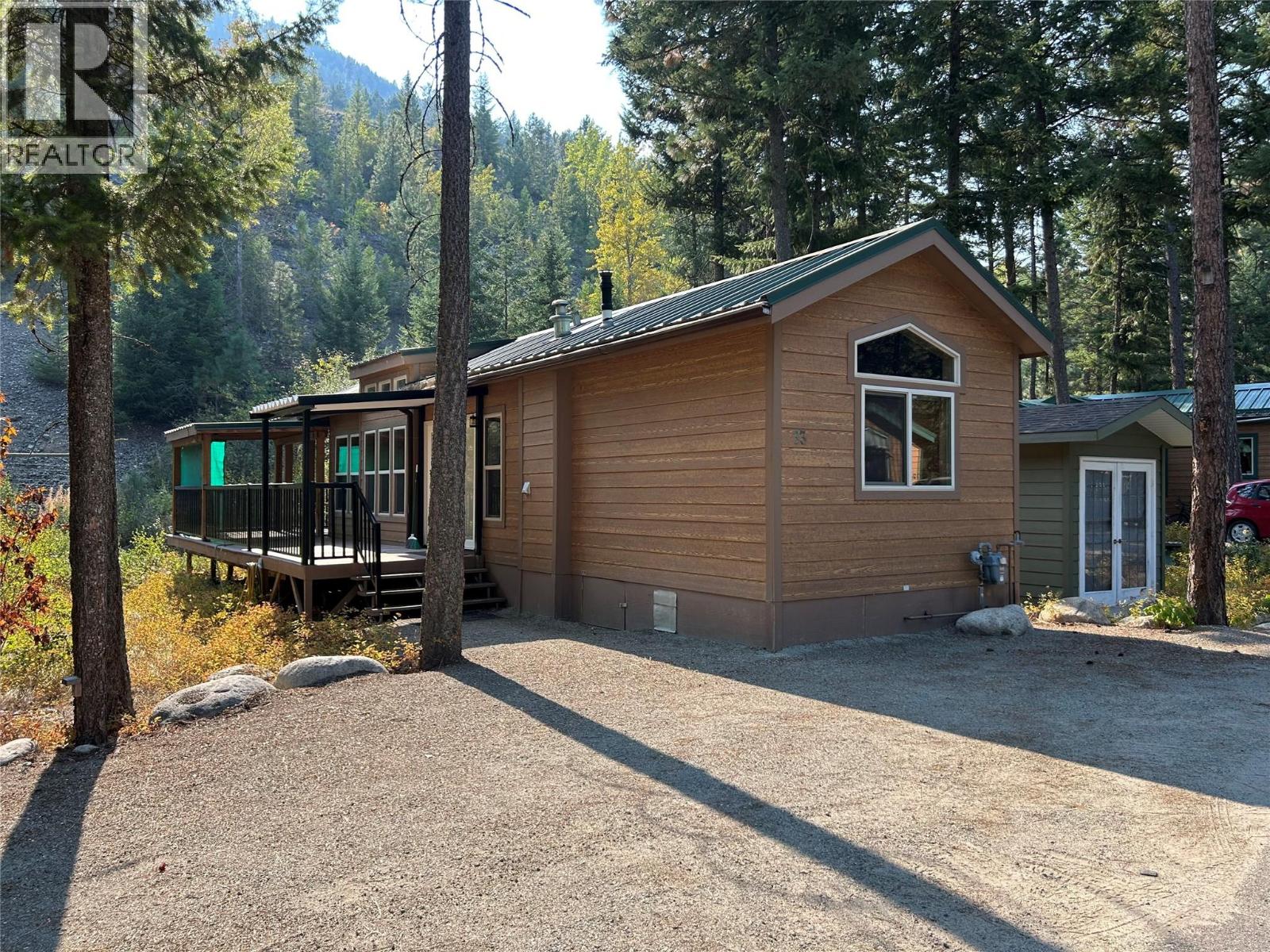 4835 Paradise Valley Drive Unit 33, Peachland, BC V0H 1X3