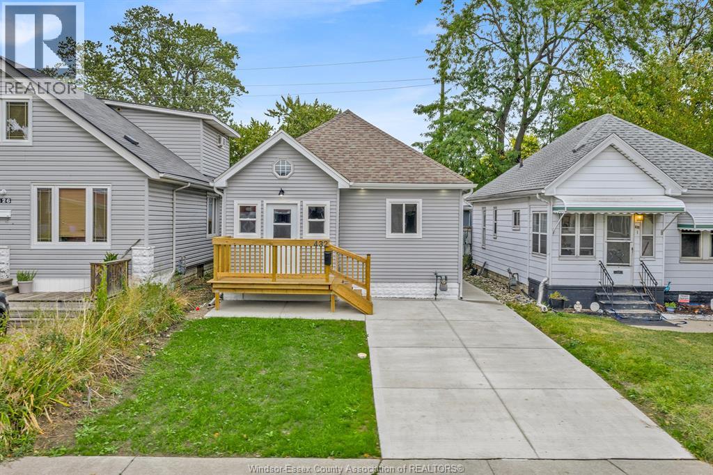 432 Mckay Ave, Windsor, ON N9B 1Z8