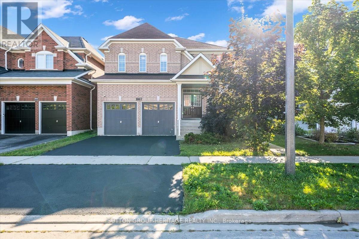 1867 Arborwood Dr, Oshawa, ON L1K 0H6