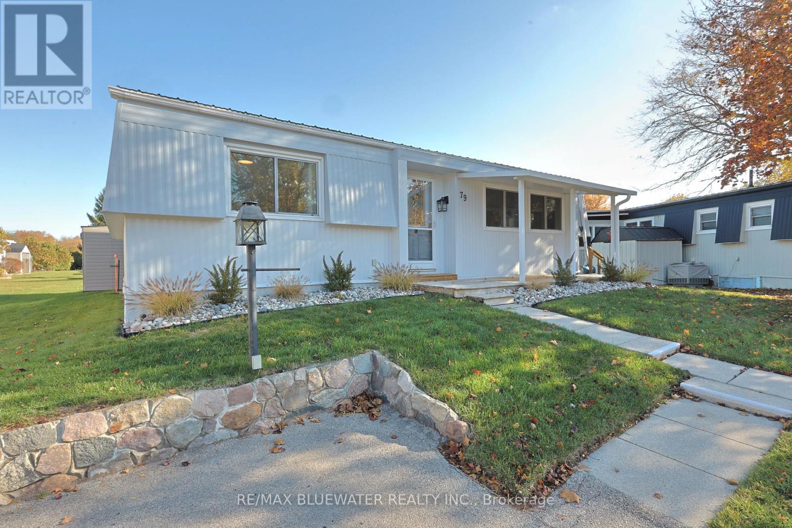 79 Pebble Beach Pkwy, South Huron, ON N0M 1T0