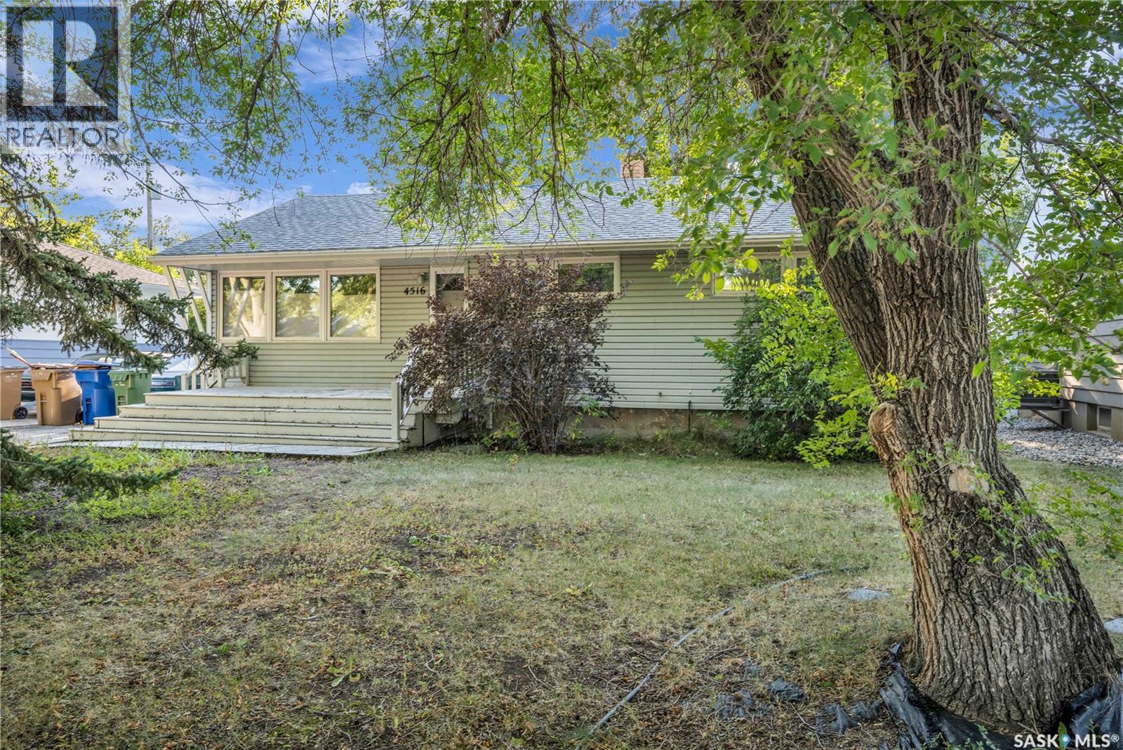 4516 Elgin Rd, Regina, SK S4S 4K6