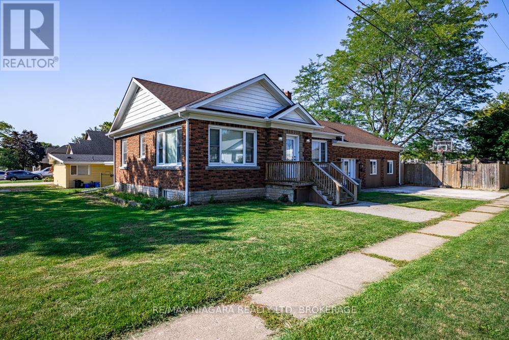 55 Ann St, Thorold, ON L2V 2J7