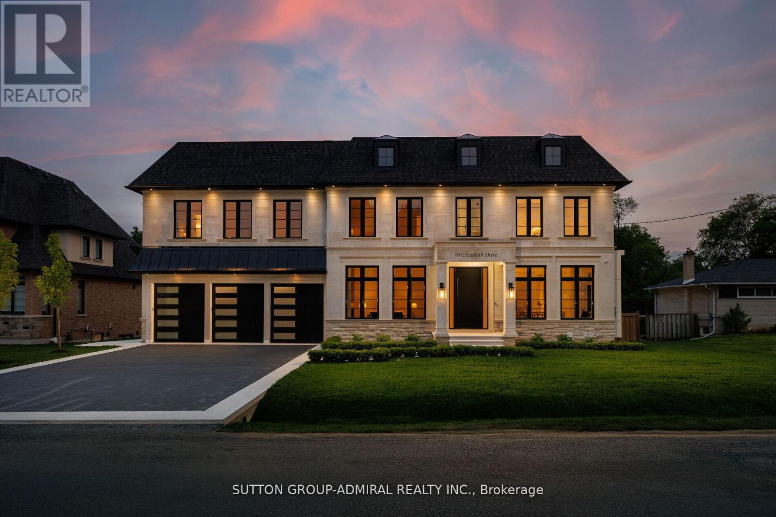 70 Elizabeth Dr, King, ON L0G 1N0