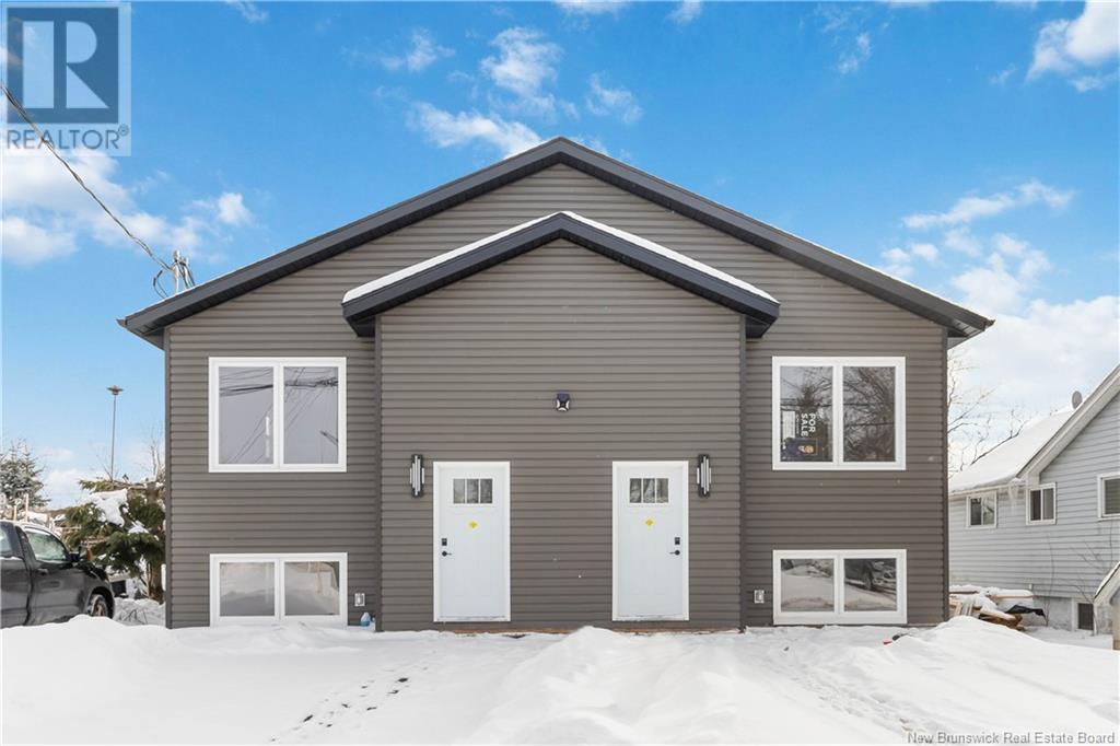 33-35 Seaman St, Moncton, NB E1A 4B5