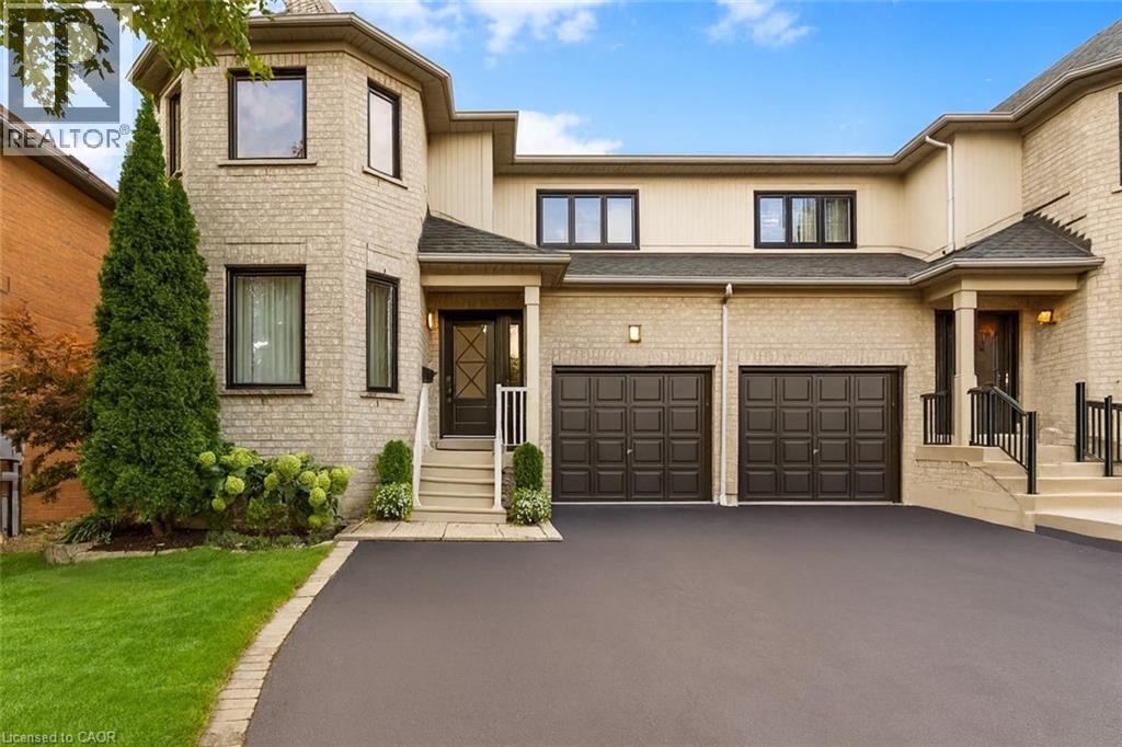 2306 Bankside Dr, Mississauga, ON L5M 6E1