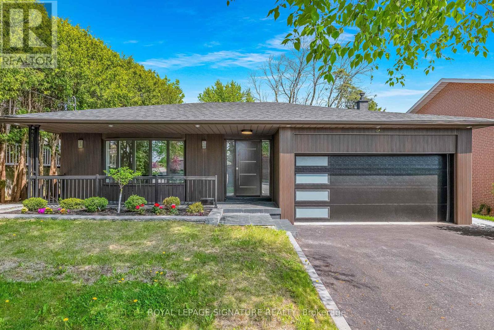 30 Snowcrest Ave, Toronto, ON M2K 2K7