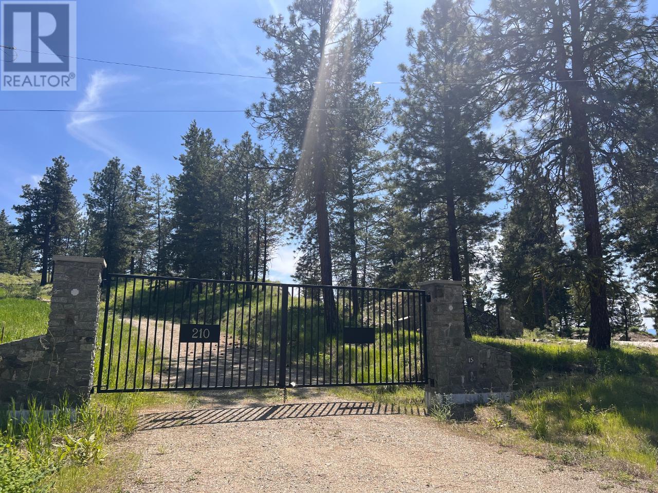 210 Peregrine Pl, Osoyoos, BC V0H 1V6