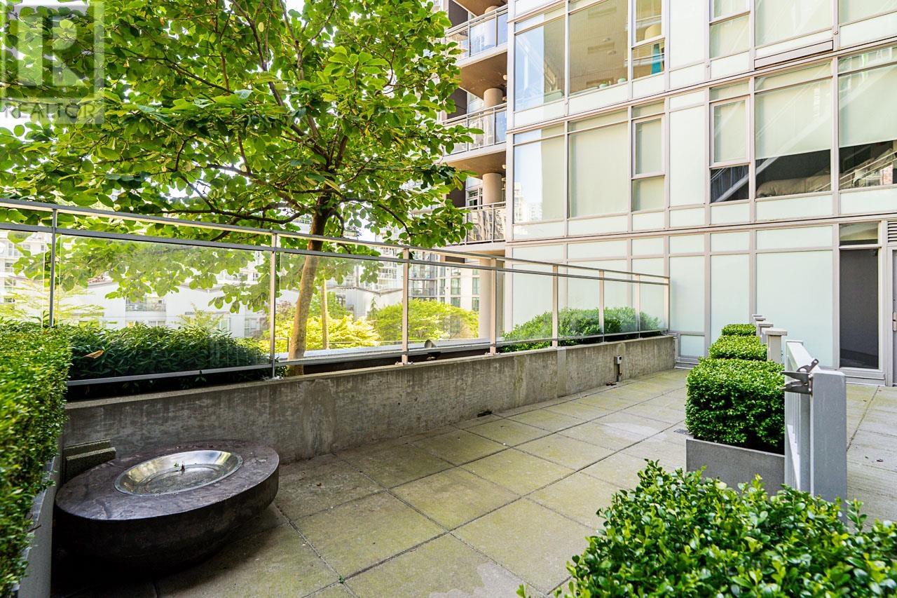 1372 Seymour Street Unit 310, Vancouver, BC V6B 0L1