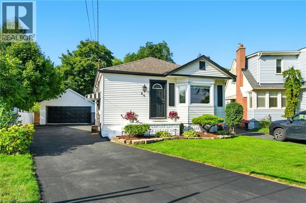 64 Vola Ct, Hamilton, ON L9A 3M5