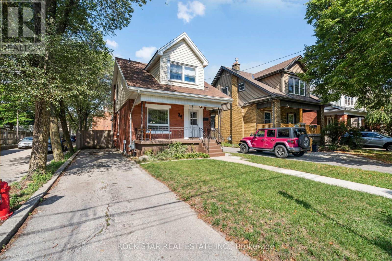 34 Cliff Ave, Hamilton, ON L8V 2R9