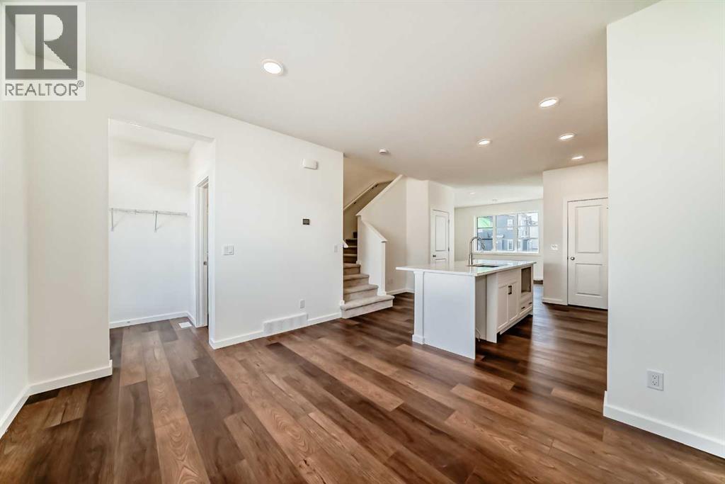 236 Rangeview Way SE, Calgary, AB T3S 0L4