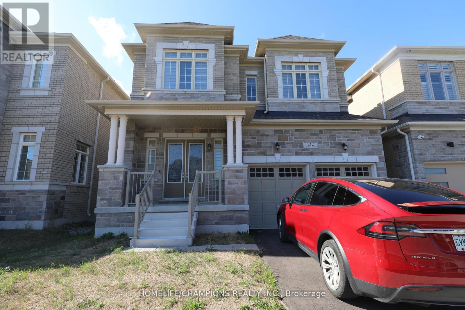 212 Wesmina Ave, Whitchurch-stouffville Stouffville, ON L4A 5A2