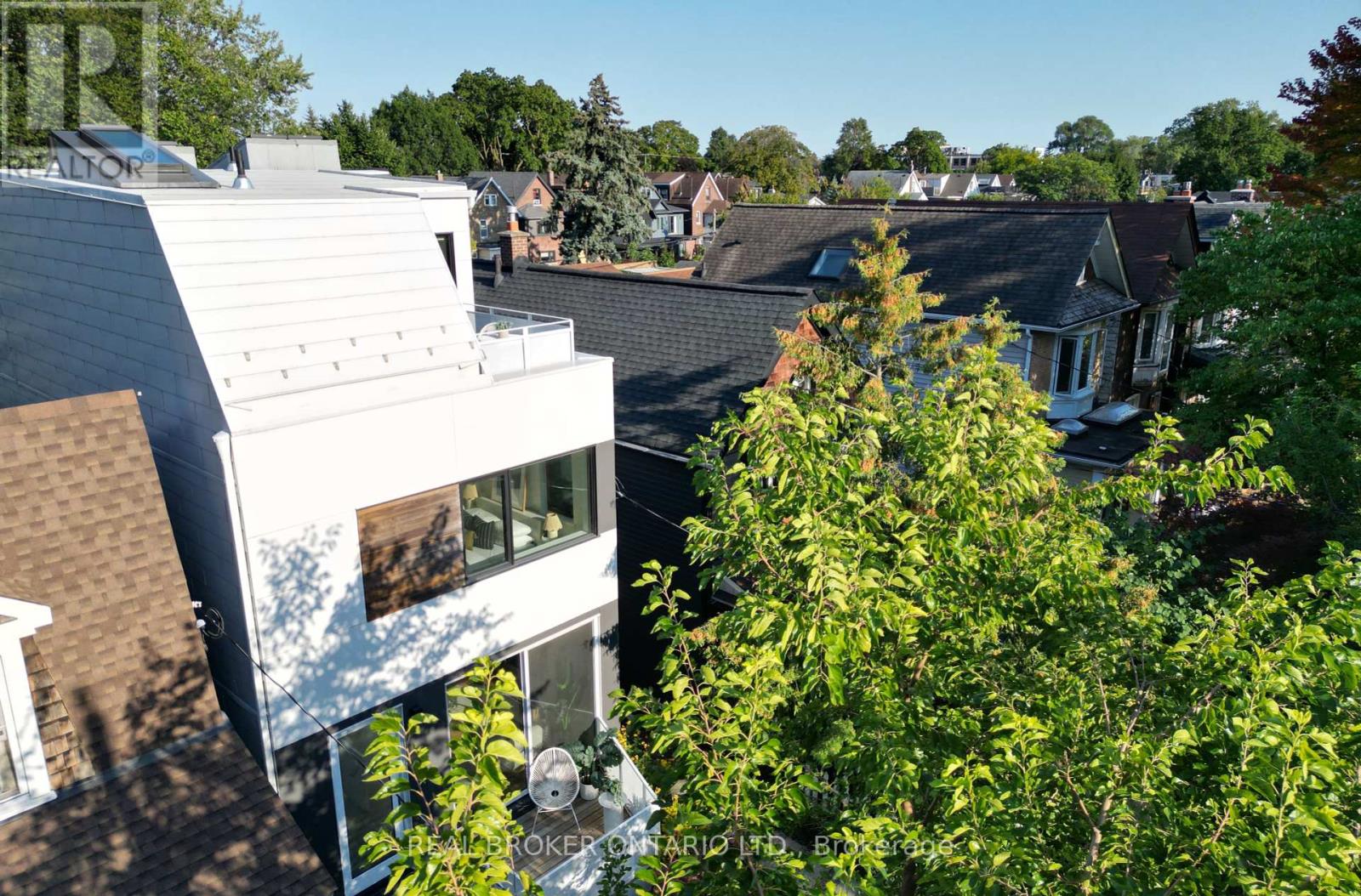 79 Eaton Ave A Ave, Toronto, ON M4J 2Z4