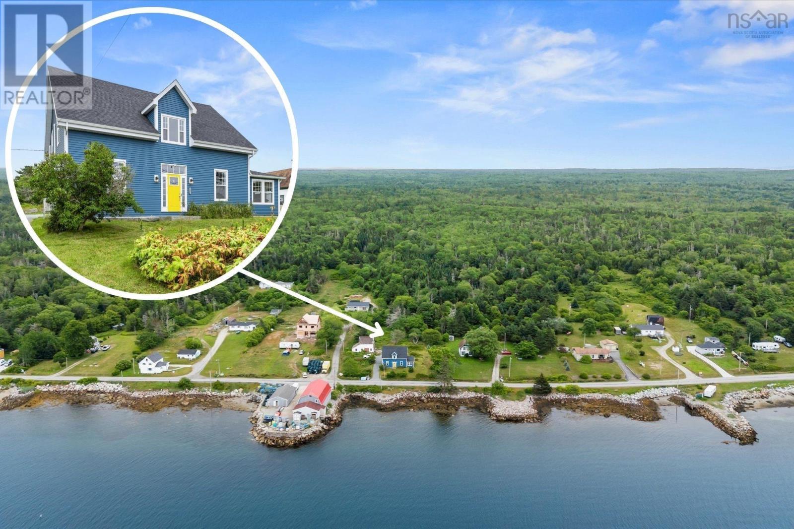 1487 Sandy Point Rd, Shelburne, NS B0T 1W0