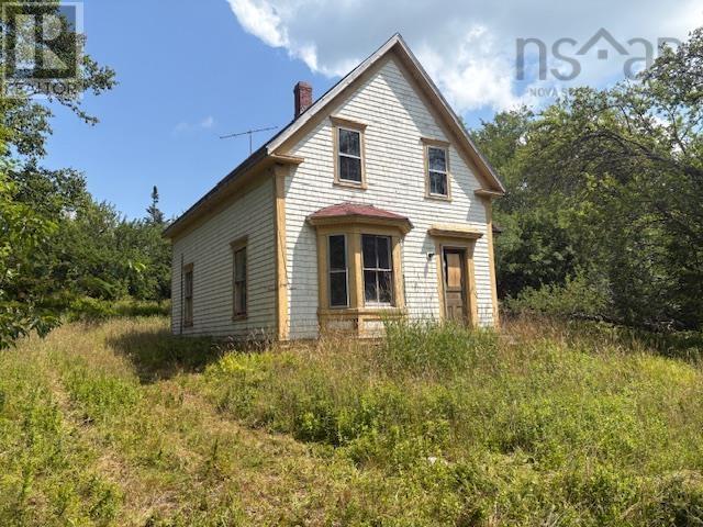 1443 Sandy Point Rd, Shelburne, NS B0T 1W0