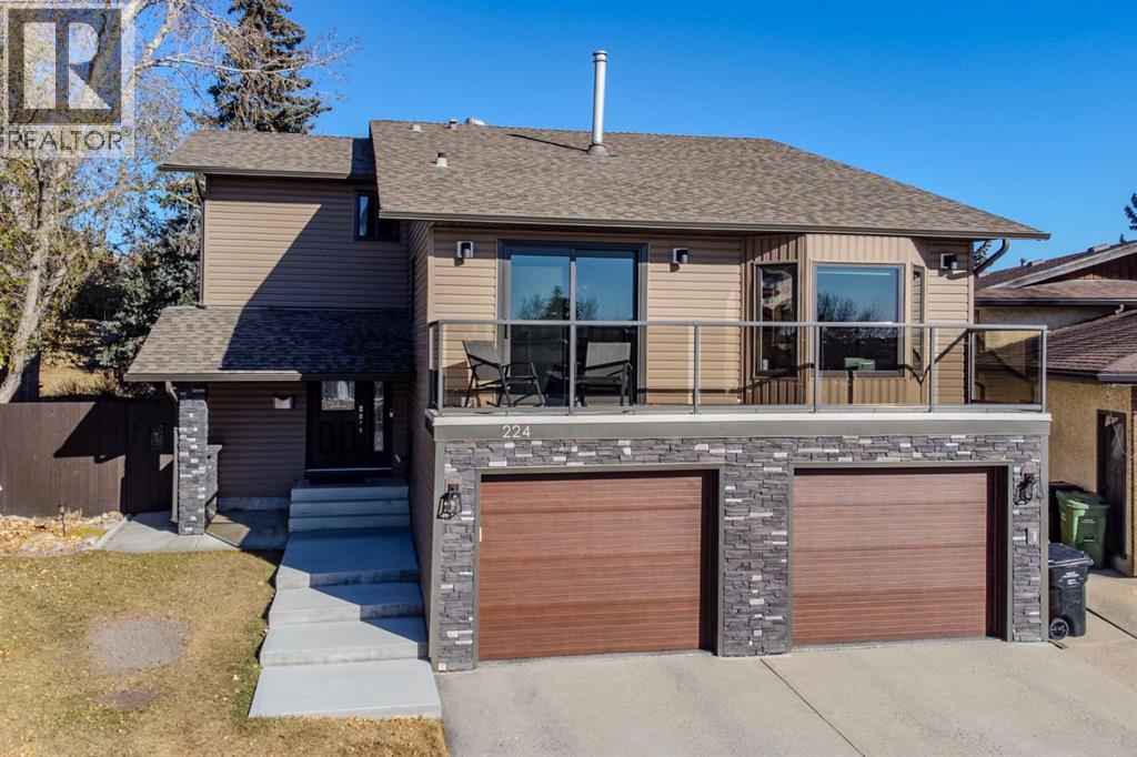 224 Ranchridge Bay NW, Calgary, AB T3G 1V4