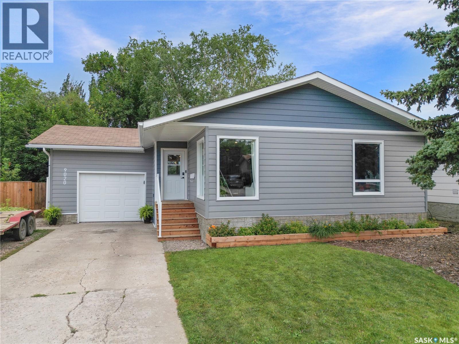 9020 Mitchell Ave, North Battleford, SK S9A 3J7