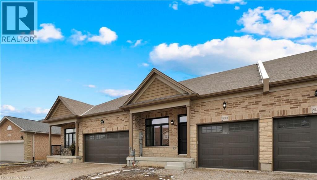 800 Garden Court Cres, Woodstock, ON N4T 0A3
