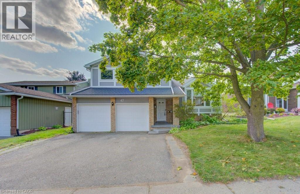 47 Winding Way, Kitchener, ON N2N 1M4