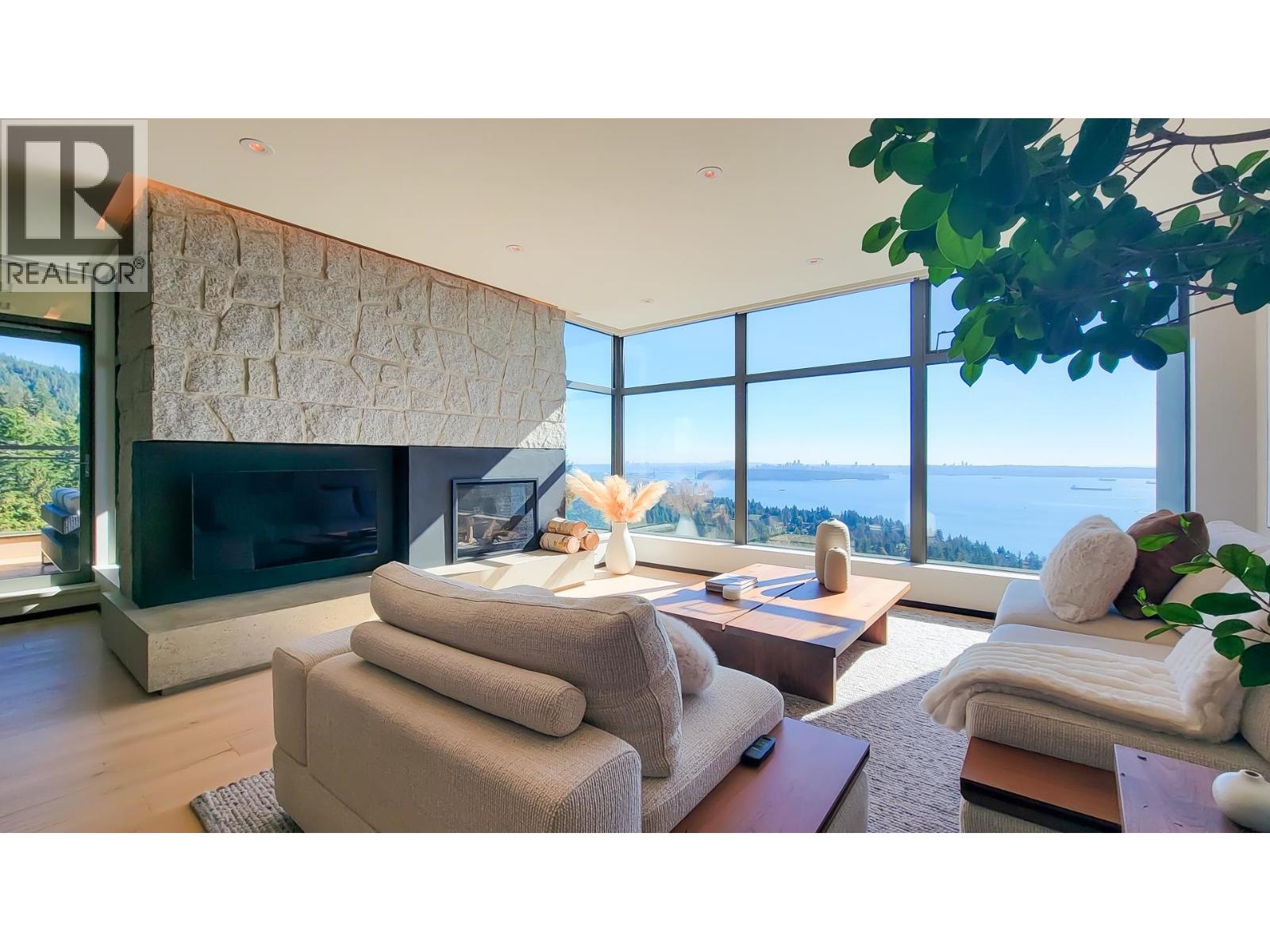 3315 Cypress Place Unit 1201, West Vancouver, BC V7S 3J7