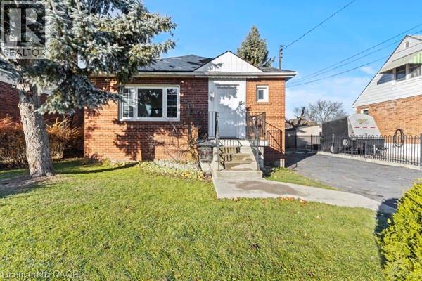 50 W 4th St, Hamilton, ON L9C 3M4