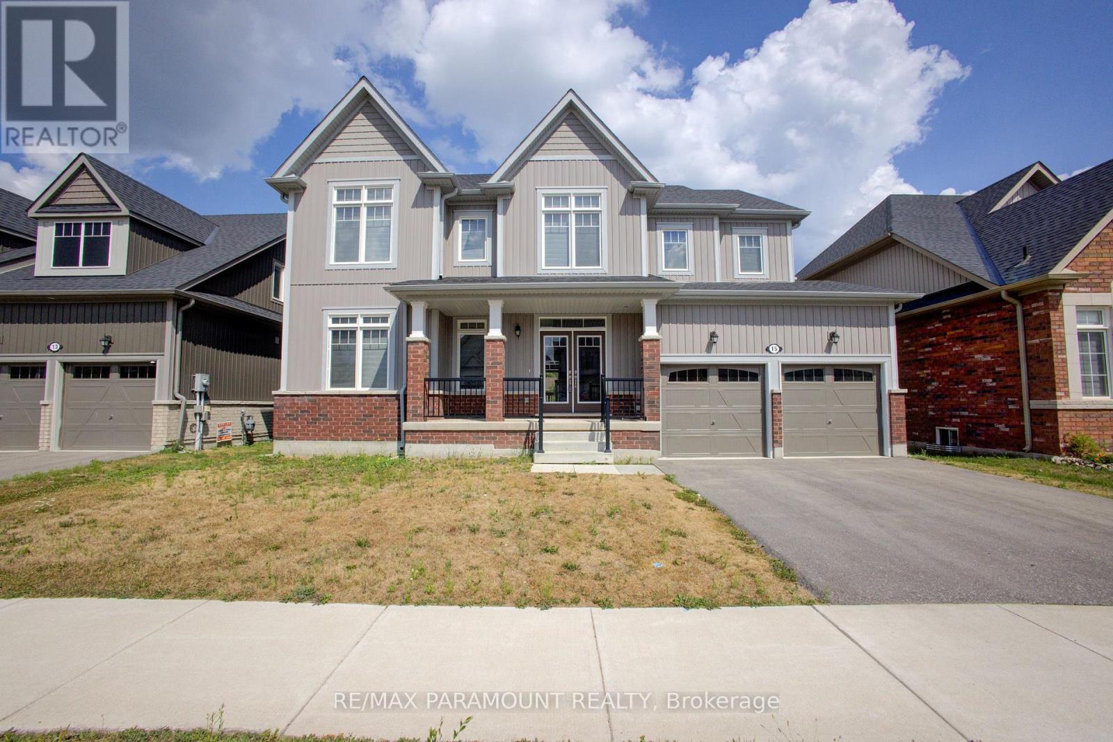 15 Mclean Ave, Collingwood, ON L9Y 3V2