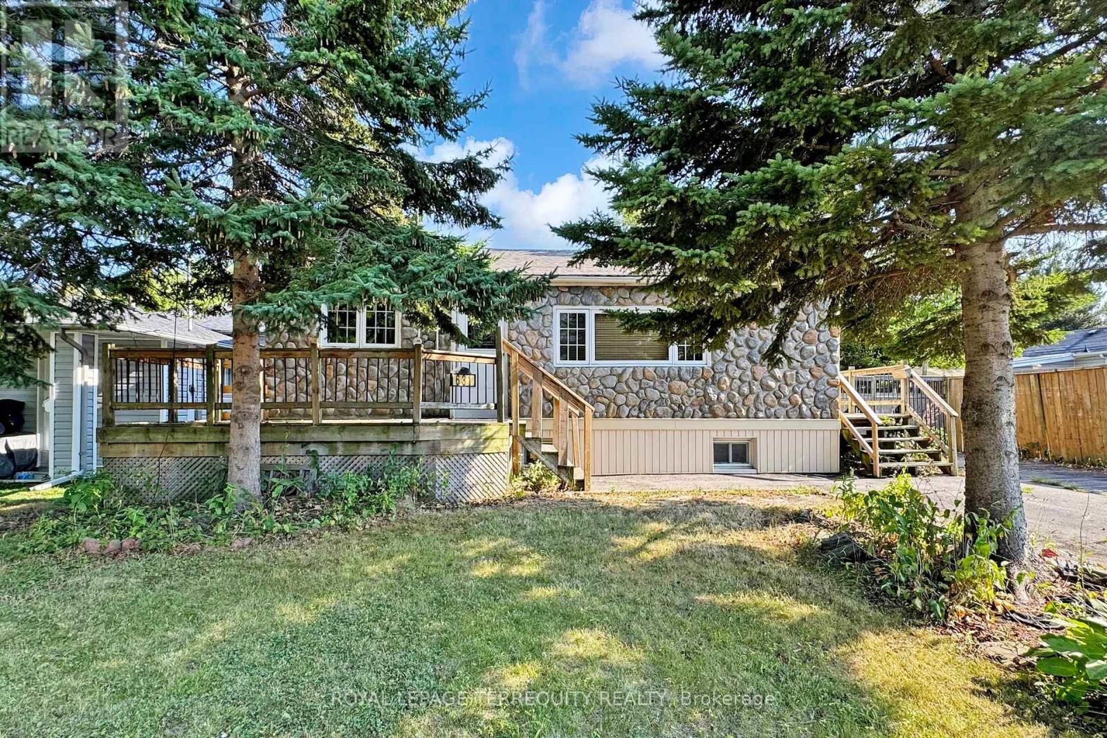 631 Annland St, Pickering, ON L1W 1A9