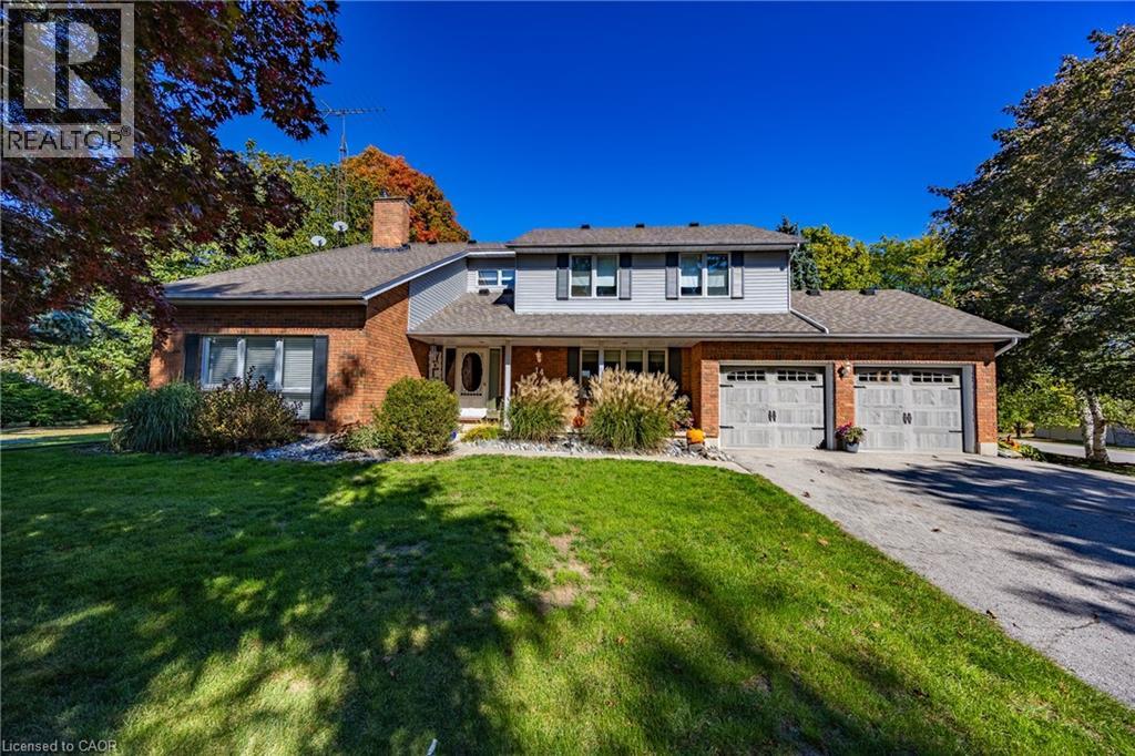 14 Prospect St, Port Dover, ON N0A 1N6