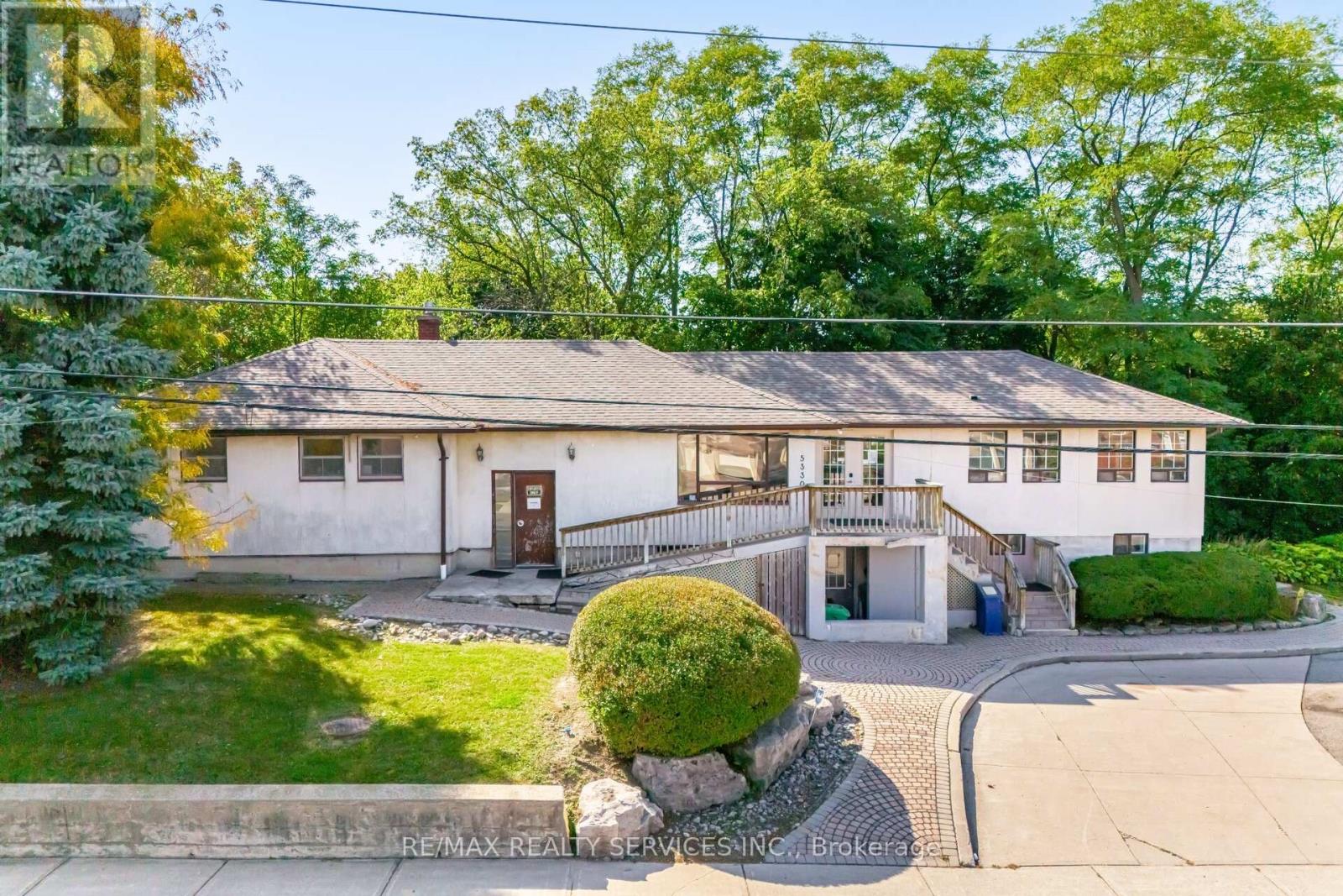 5330 Creditview Rd, Mississauga, ON L5M 5N5